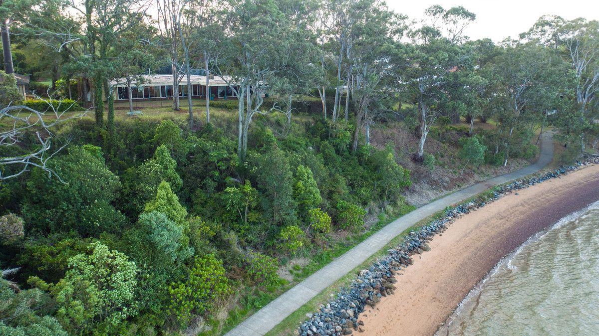 92 Broadwater Terrace, Redland Bay Property History & Address