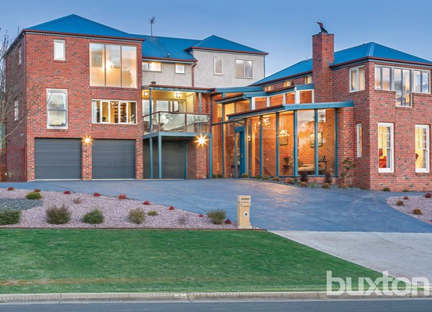 4 Pinewood Drive, Ballarat North VIC 3350