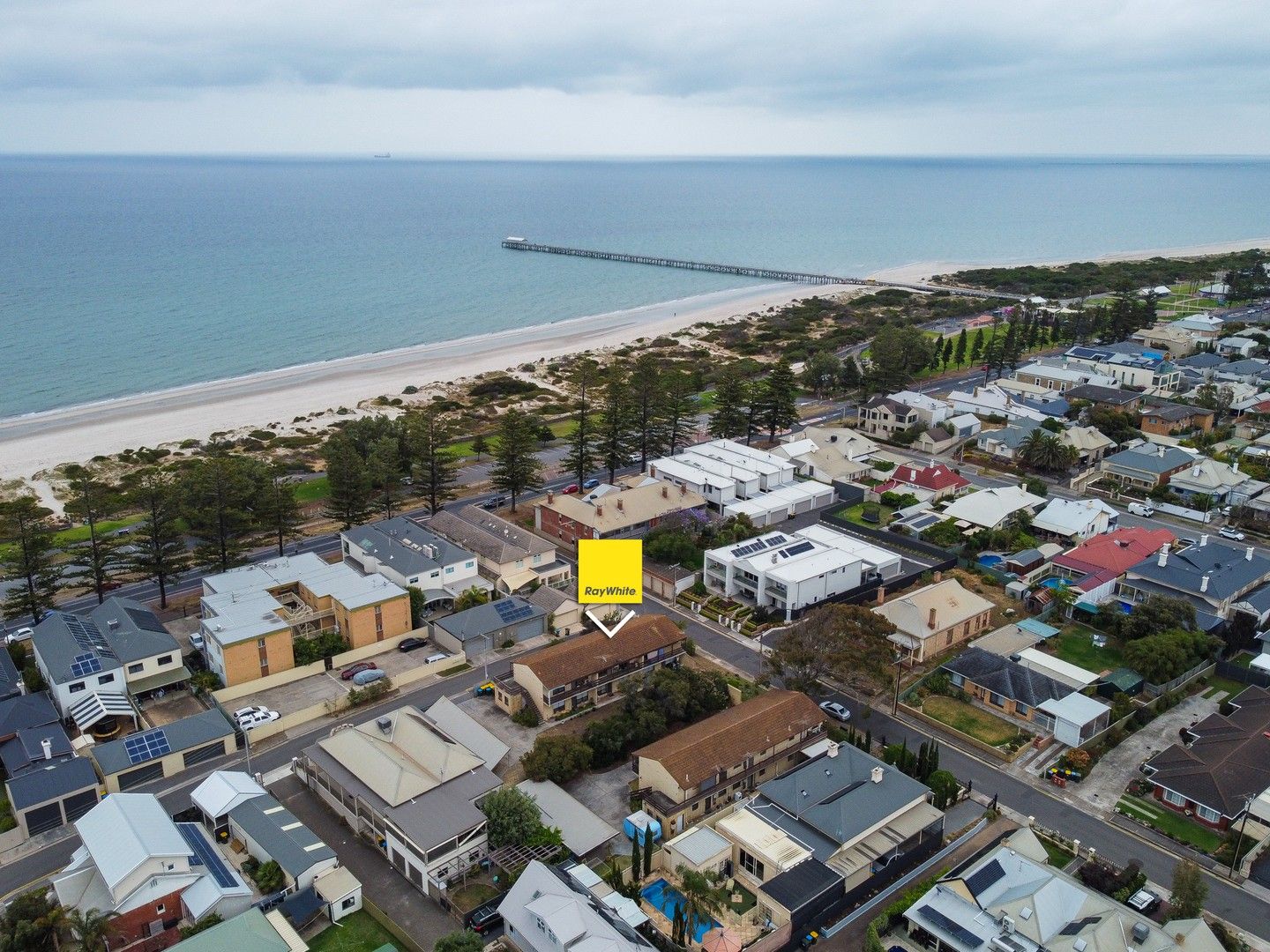 2/10 Albert Street, Semaphore SA 5019, Image 0