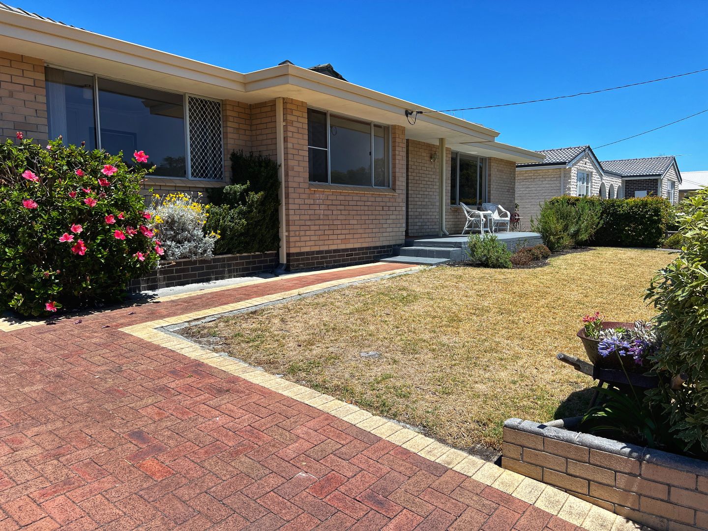 21 Swarbrick St, Emu Point WA 6330, Image 2