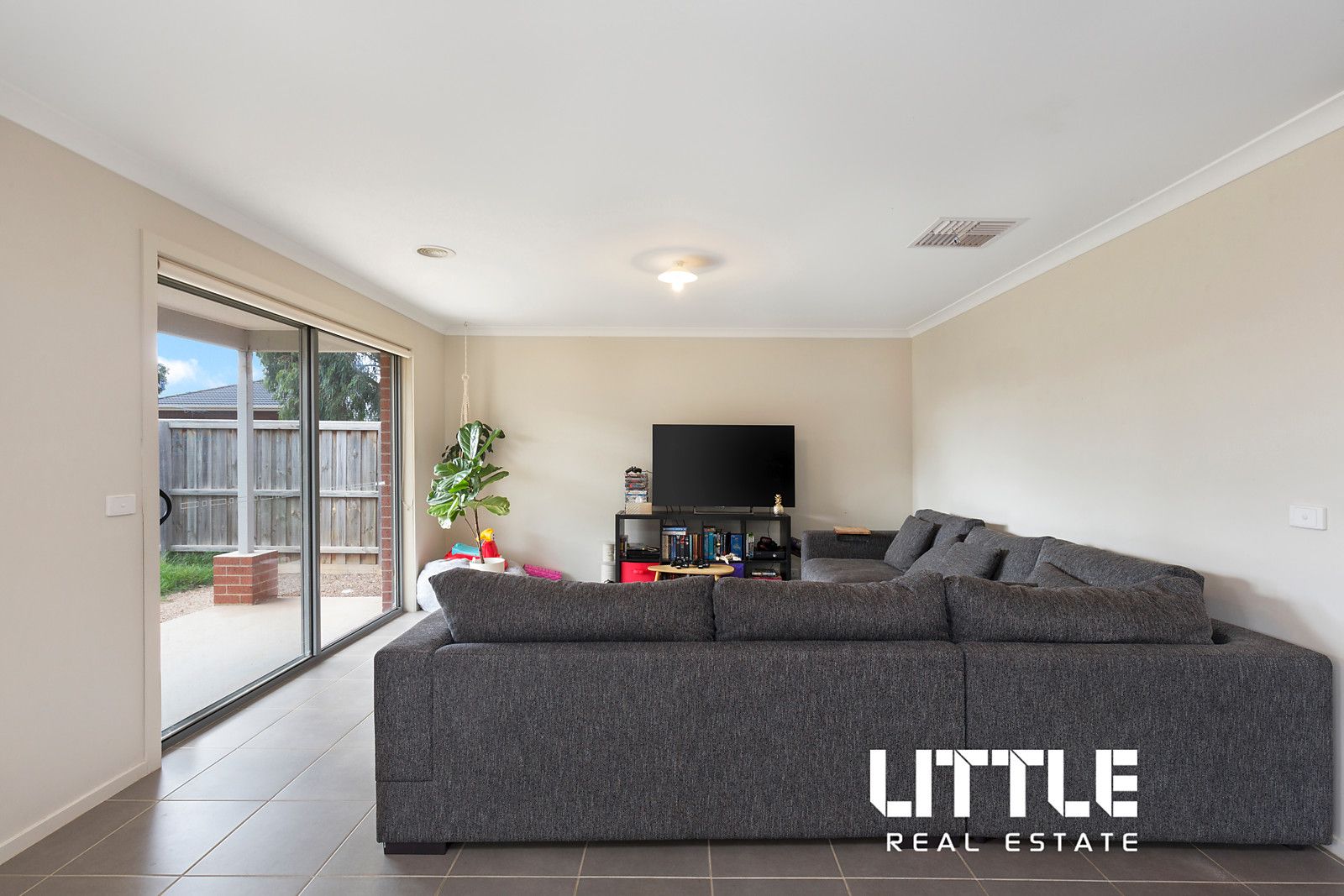 33 Maidenhair Drive, Wallan VIC 3756, Image 1