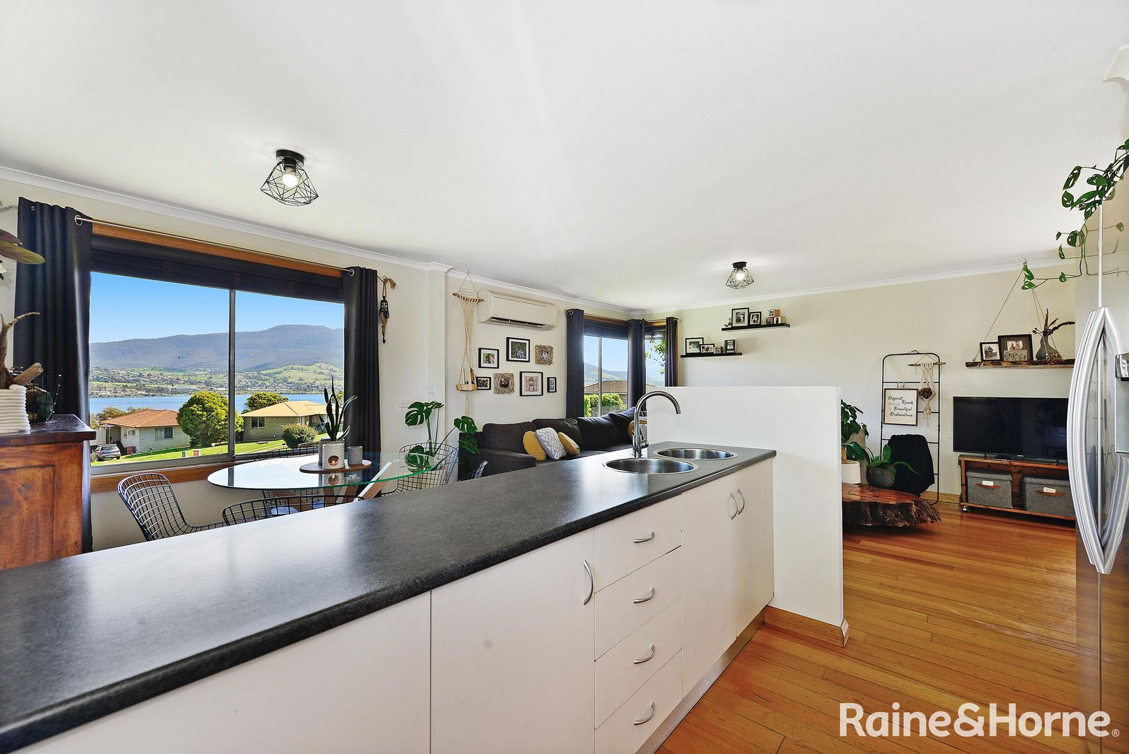 14 Calvert Crescent, Herdsmans Cove TAS 7030, Image 2