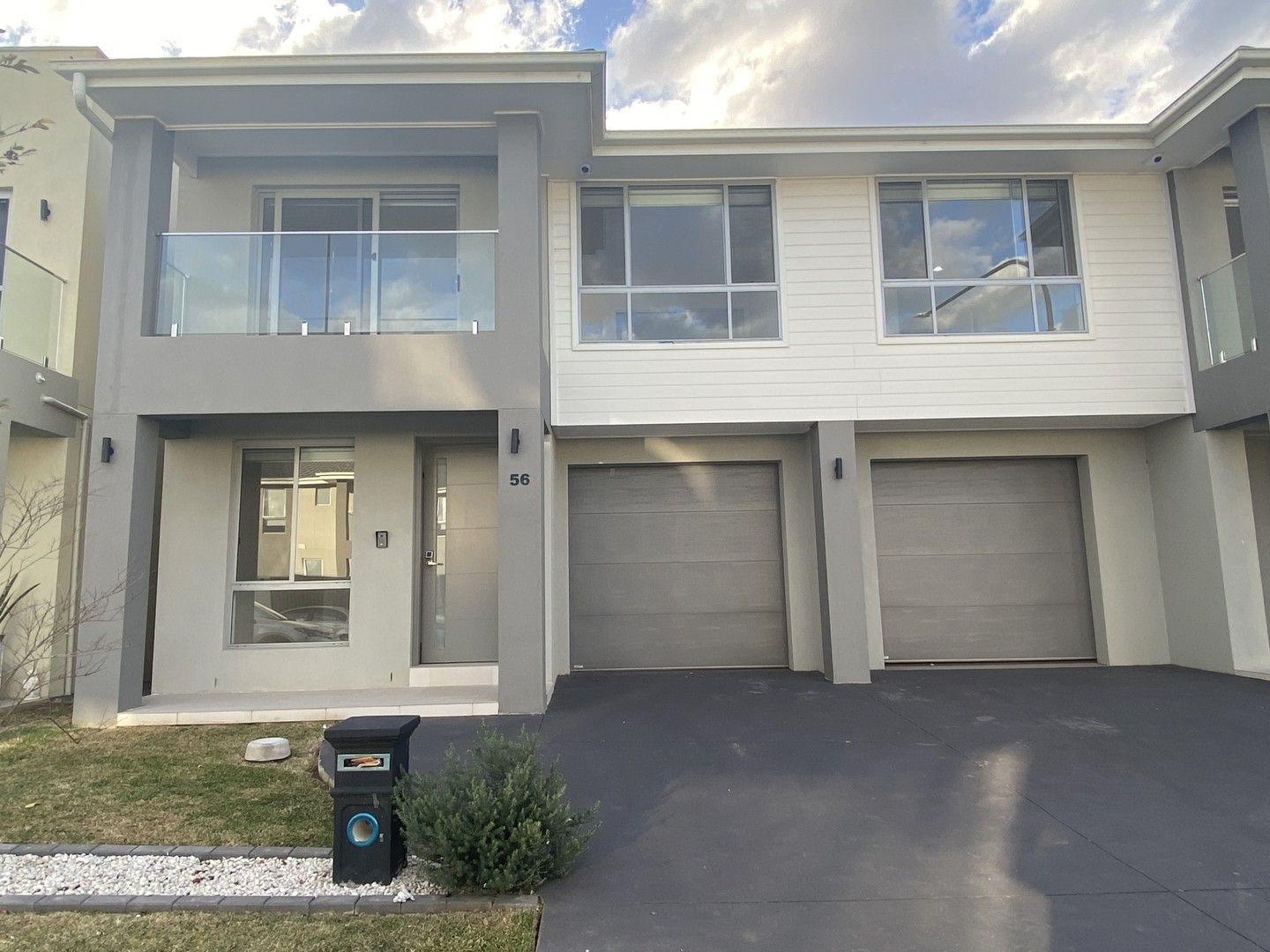 5 bedrooms Townhouse in  RIVERSTONE NSW, 2765