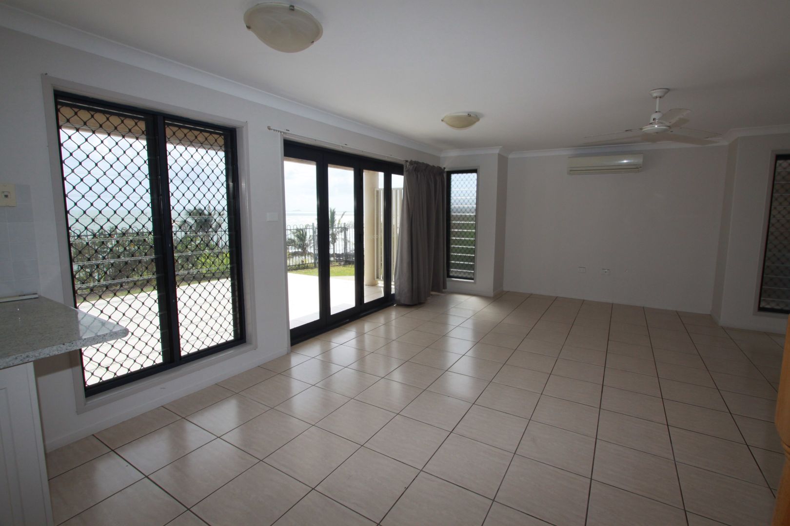 5 Wattle Gr, Cooee Bay QLD 4703, Image 2