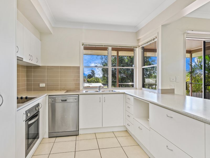 27 Bowd Parade, Wavell Heights QLD 4012, Image 1