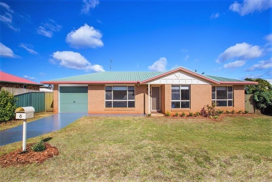 8 Oaklands Court, Glenvale QLD 4350, Image 0