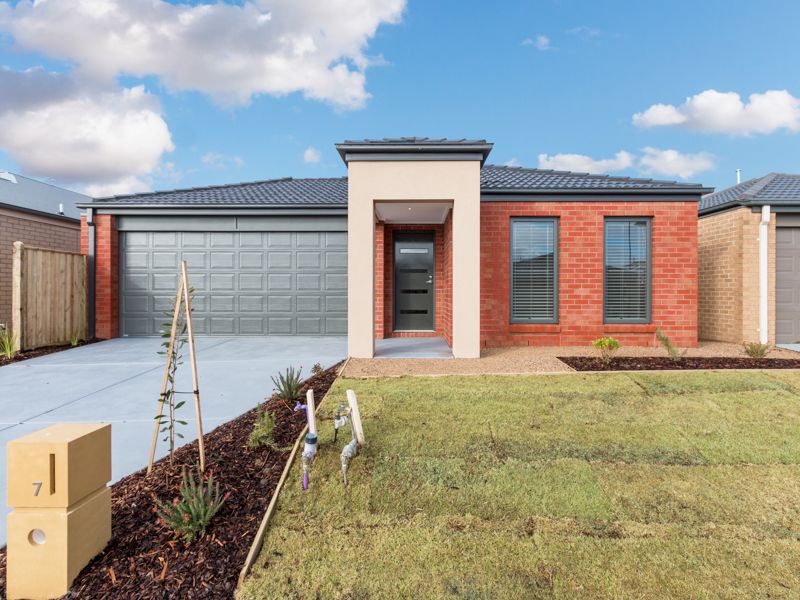 7 George Frederick Road, Cranbourne West | Property History & Address ...
