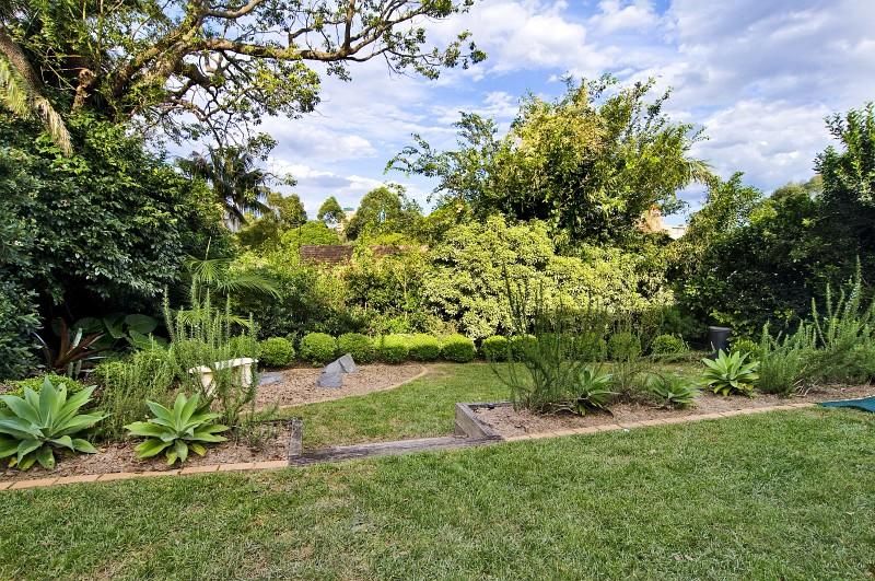 28 Holdsworth Avenue (bordering St Leonards), Wollstonecraft NSW 2065, Image 1