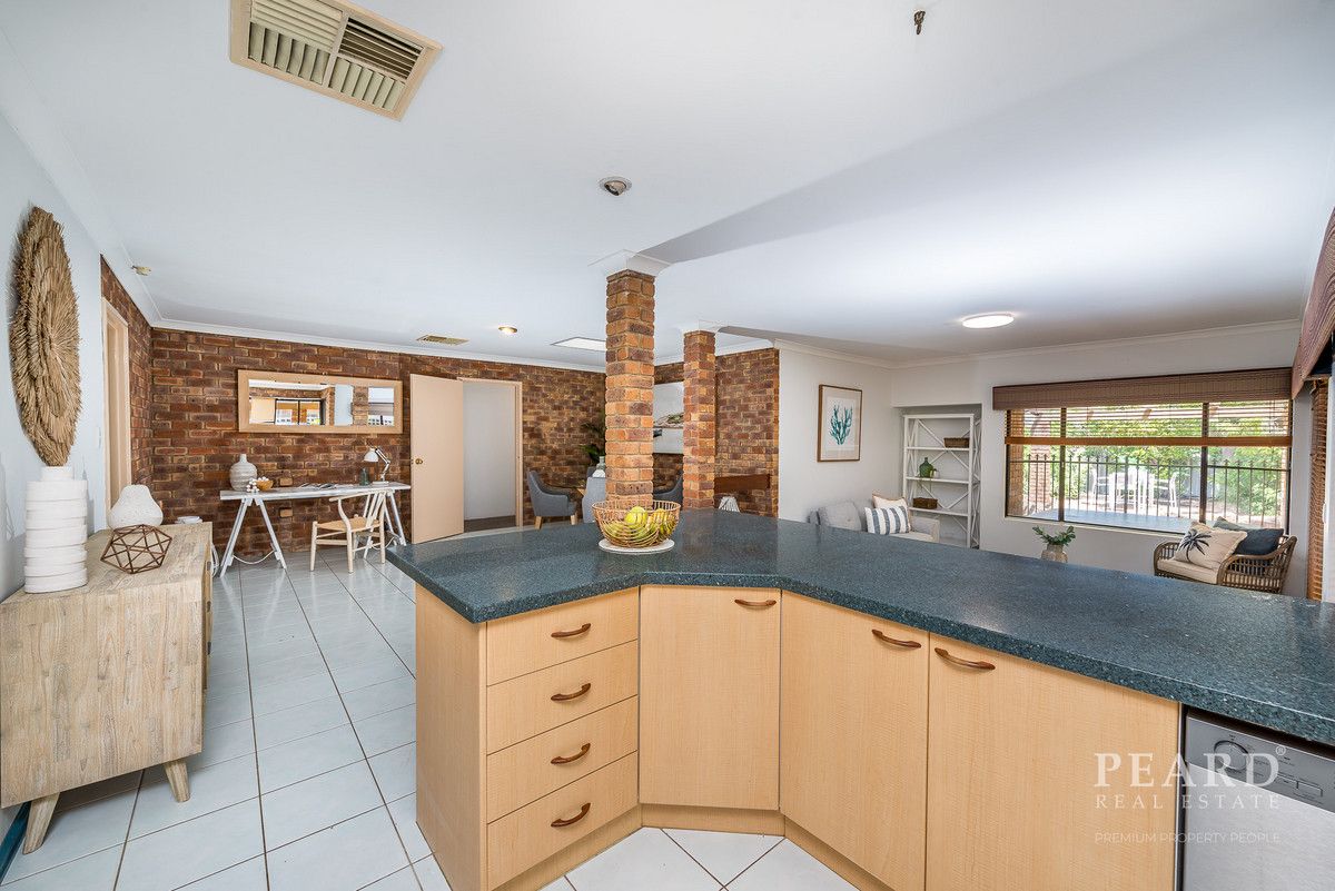 10 Baler Court, Mullaloo WA 6027, Image 2