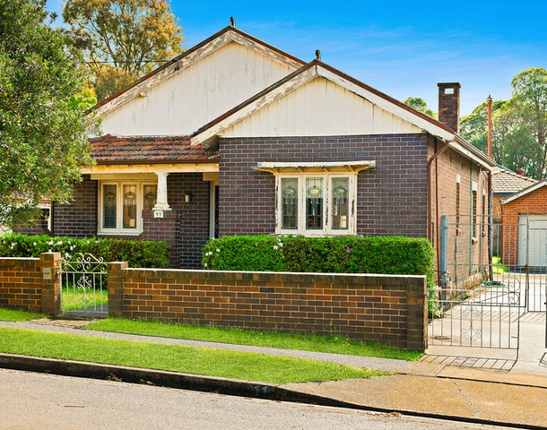 11 Evelyn Avenue, Concord NSW 2137