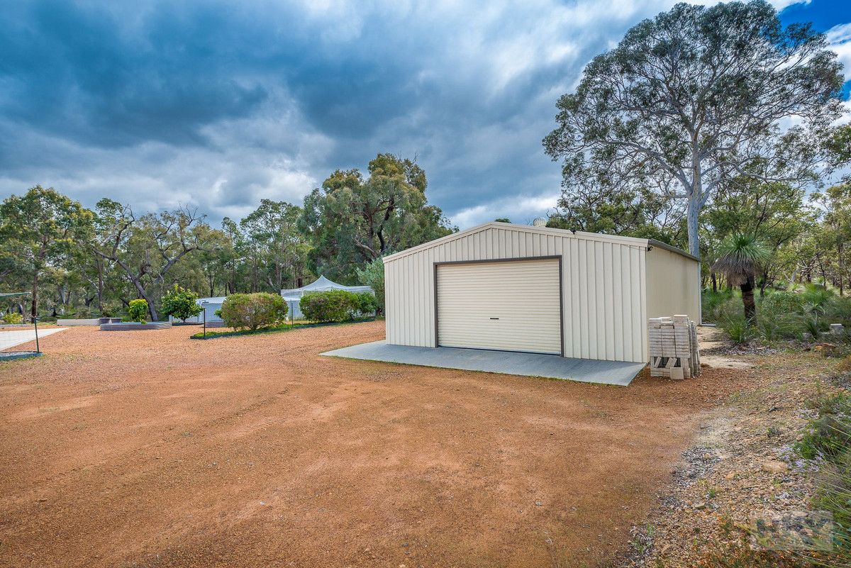 202 Holstein Loop, Lower Chittering WA 6084, Image 2