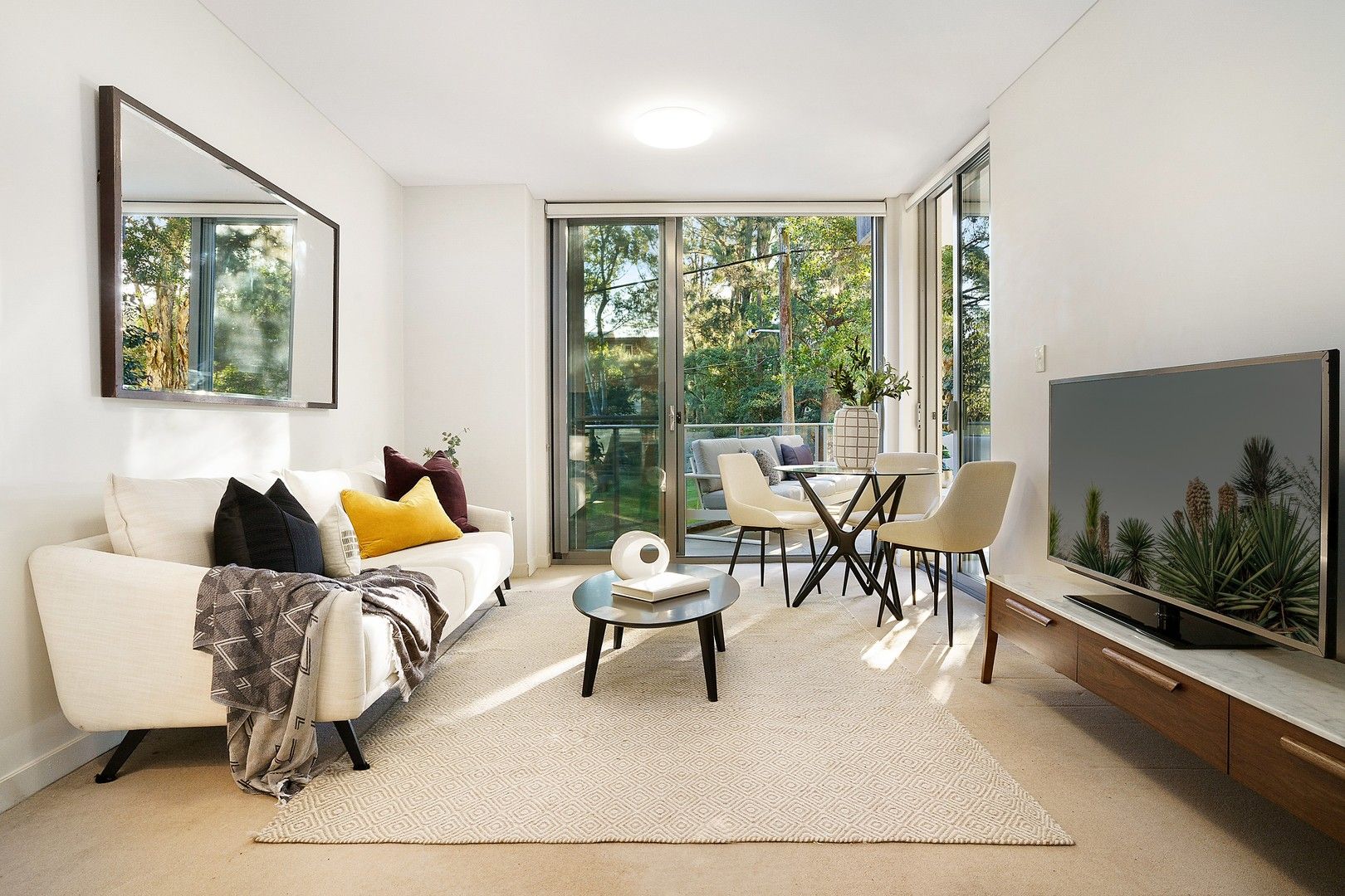 1 bedrooms Apartment / Unit / Flat in 8/554 Mowbray Road West LANE COVE NSW, 2066