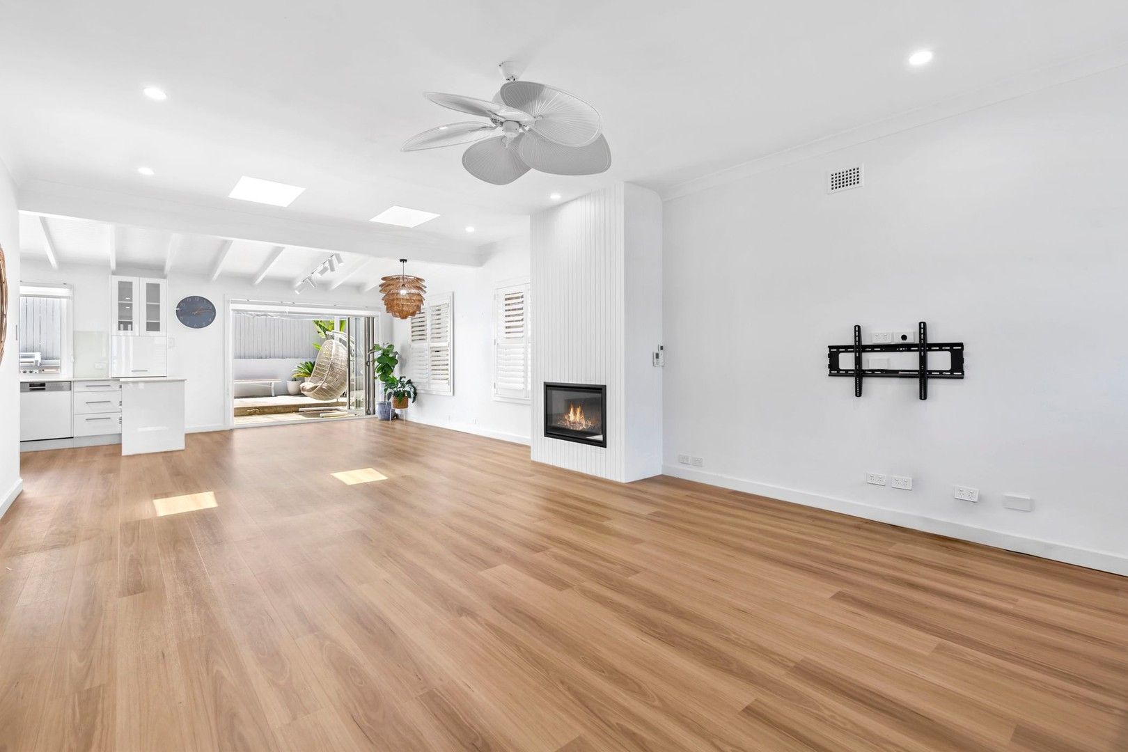 3 bedrooms House in 79 Tennyson Road CROMER NSW, 2099