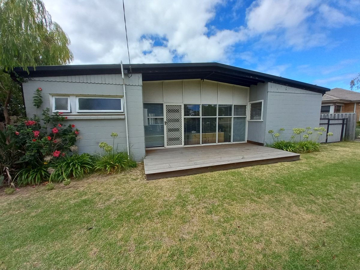 1 Cairnes Street, Indented Head VIC 3223