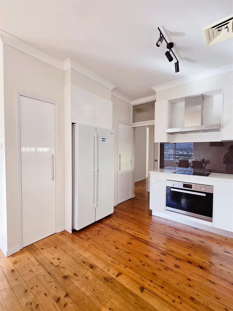 Additional image 5 of 1 White Pl, Figtree NSW 2525