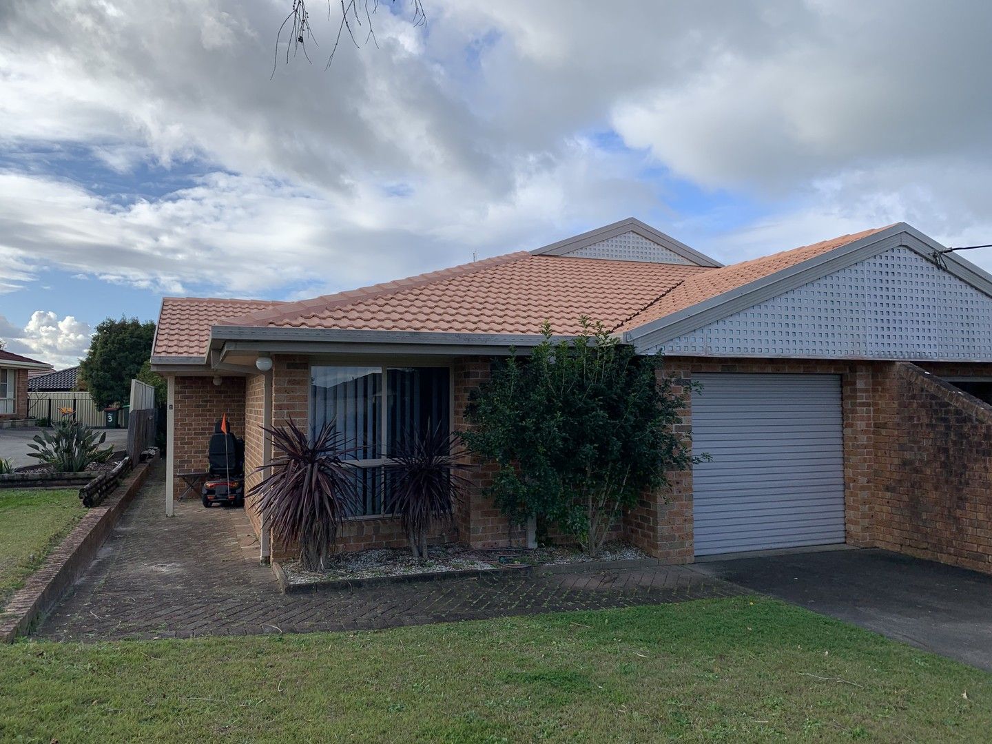 2 bedrooms Villa in 1/87 Old Bar Road OLD BAR NSW, 2430