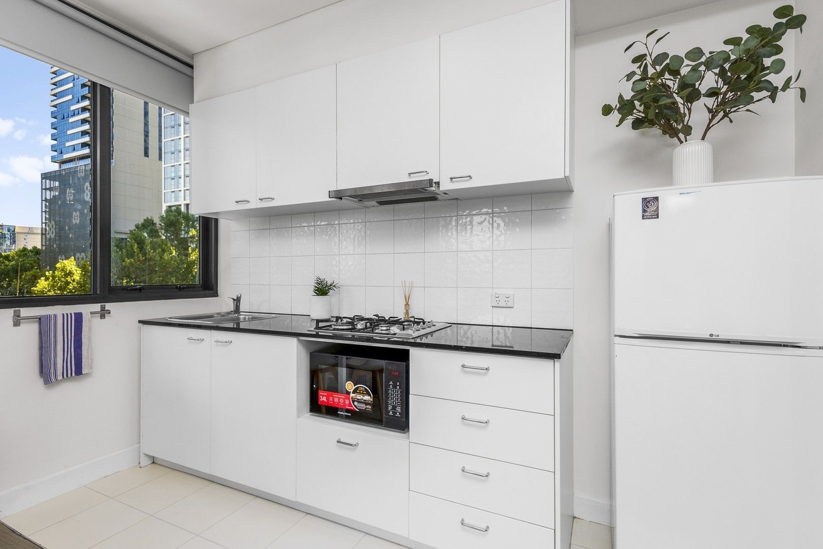 2 bedrooms Apartment / Unit / Flat in 305/455 Elizabeth Street MELBOURNE VIC, 3000