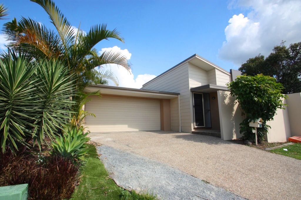 3 bedrooms House in 1/20 Glenridge Street UPPER COOMERA QLD, 4209