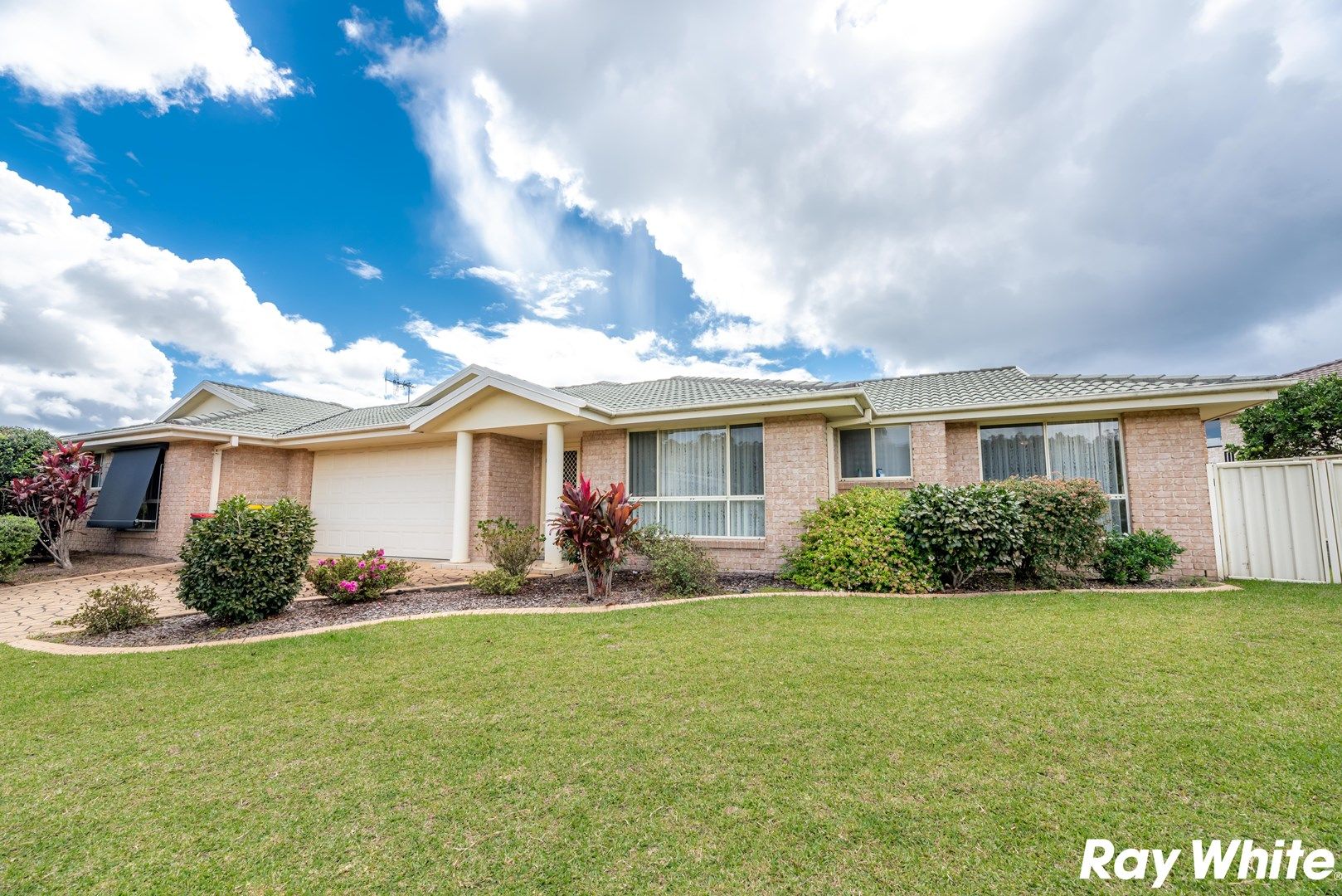2/28 Sentry Crescent, Forster NSW 2428, Image 0