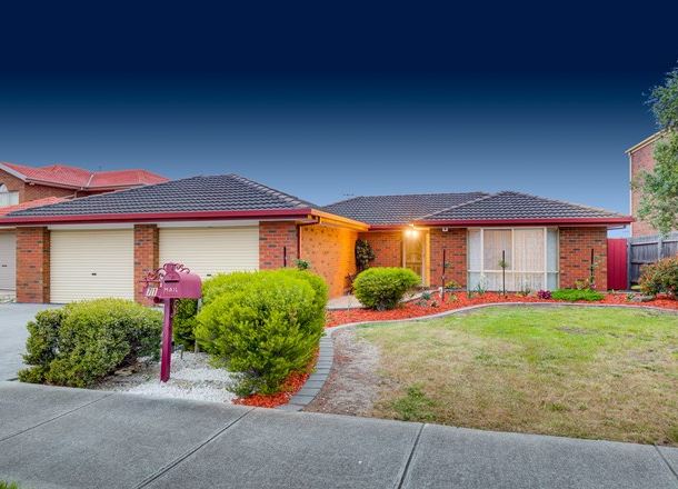 71 Wellesley Drive, Taylors Lakes VIC 3038