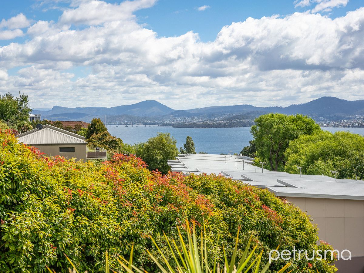 2/335 Churchill Avenue, Sandy Bay TAS 7005, Image 2