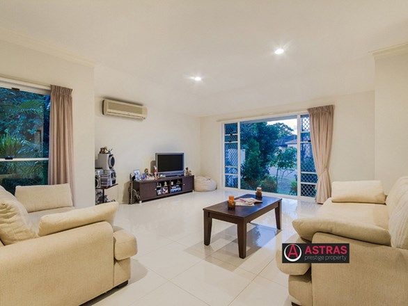 7 Moonraker Street, Clear Island Waters QLD 4226, Image 1