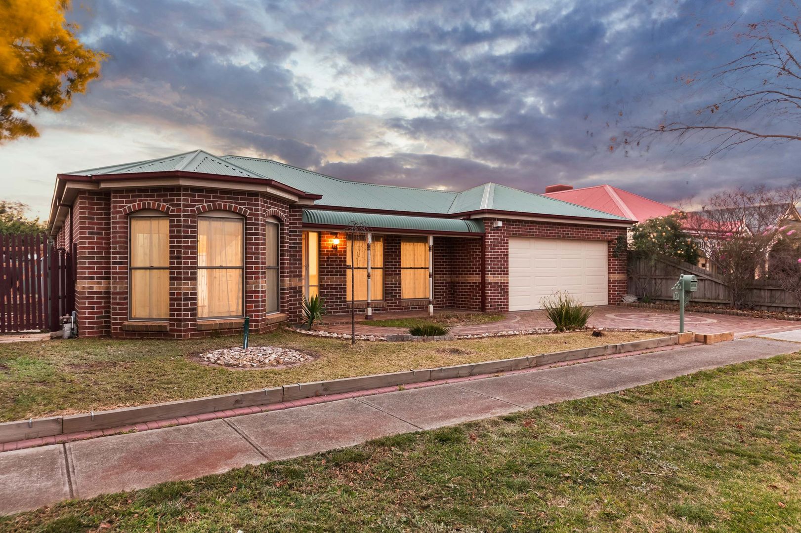 27 Lancaster Drive, Point Cook VIC 3030, Image 1