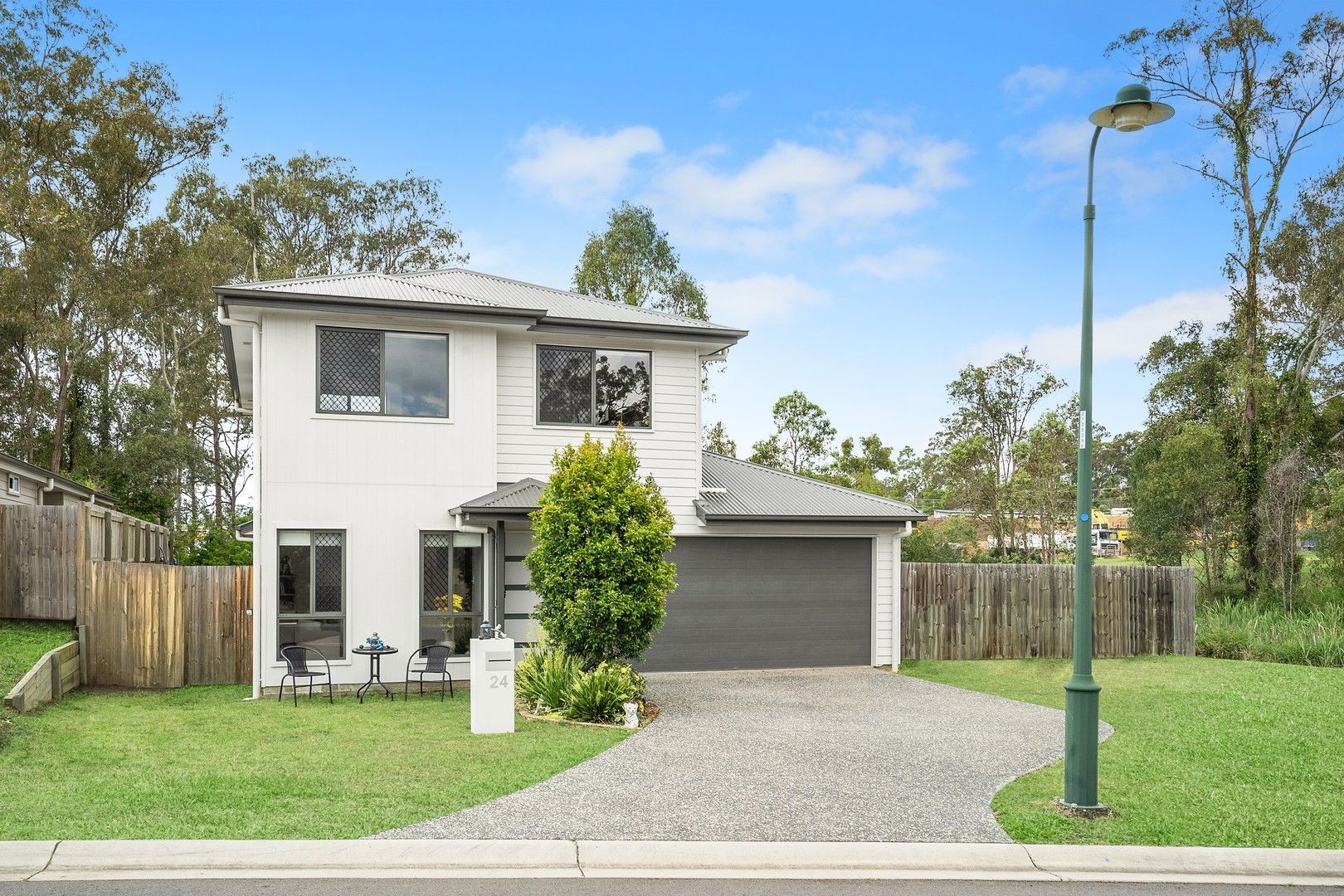 24 Foster Circuit, Hillcrest QLD 4118, Image 0