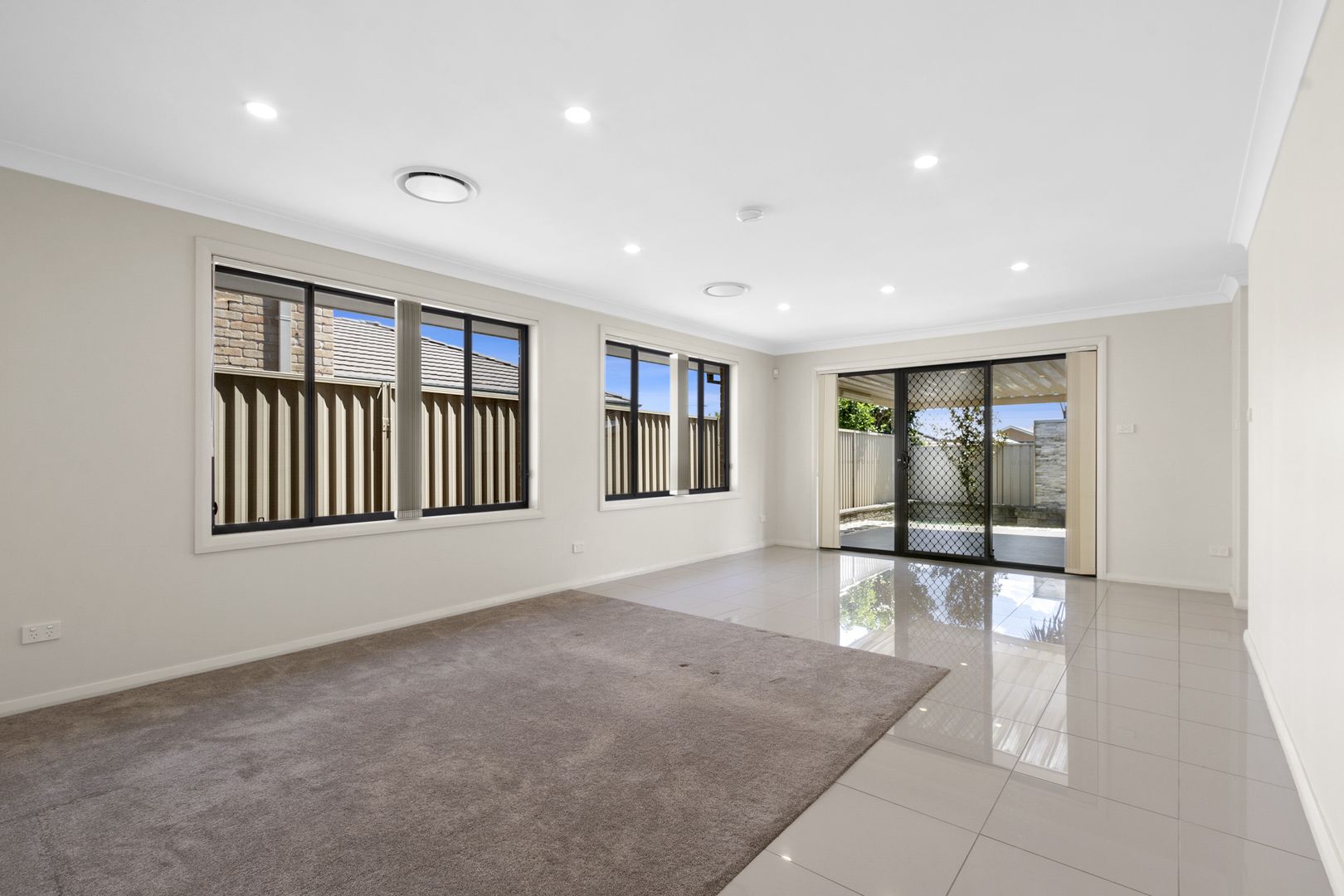 23 Fairlie Street, Kellyville Ridge NSW 2155 House For Rent 720