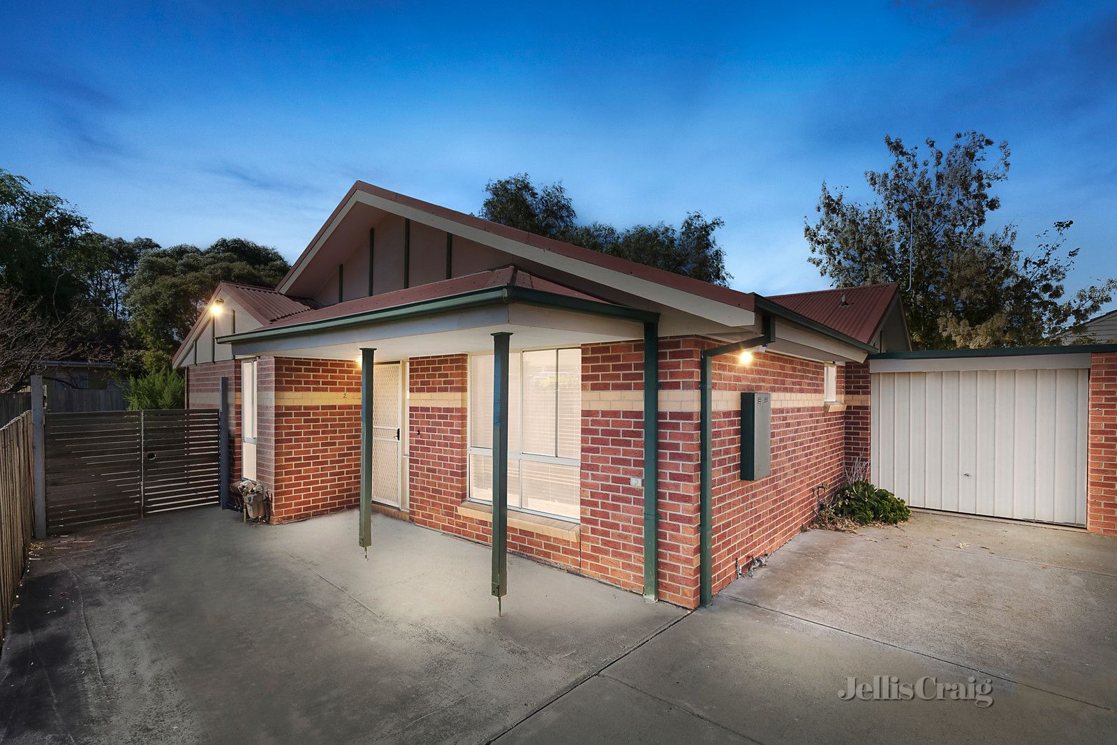 2/28 Davidson Street, Bellfield VIC 3081, Image 0