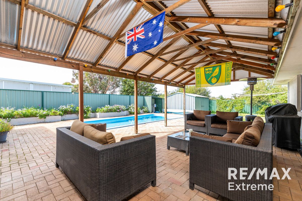 16 Mayflower Crescent, Craigie WA 6025, Image 1