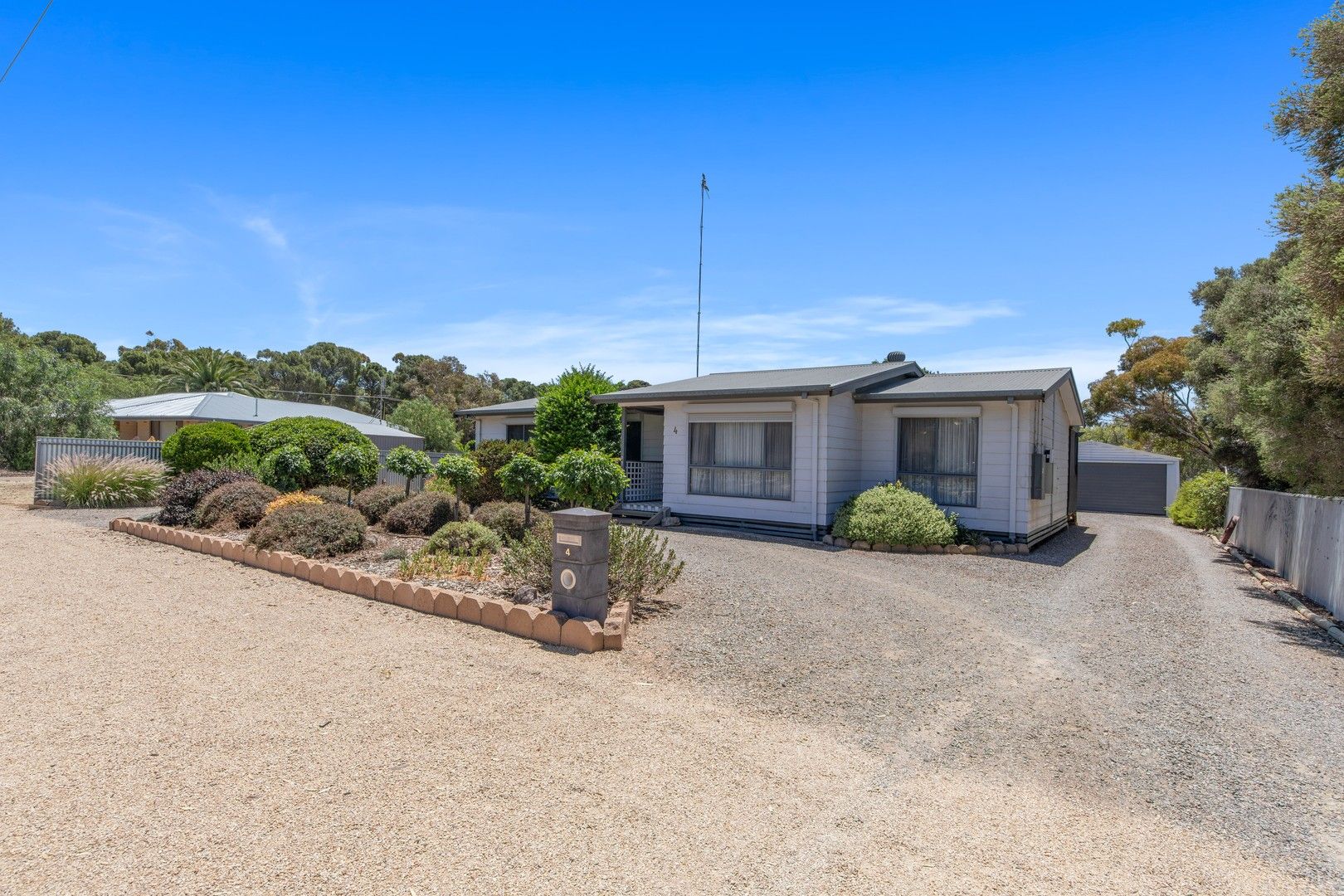 4 South Terrace East, Snowtown SA 5520, Image 0