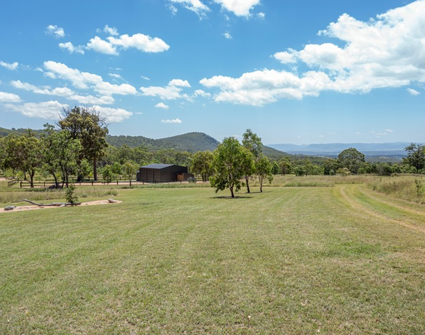 2247 Old Stanthorpe Road, Cherry Gully QLD 4370