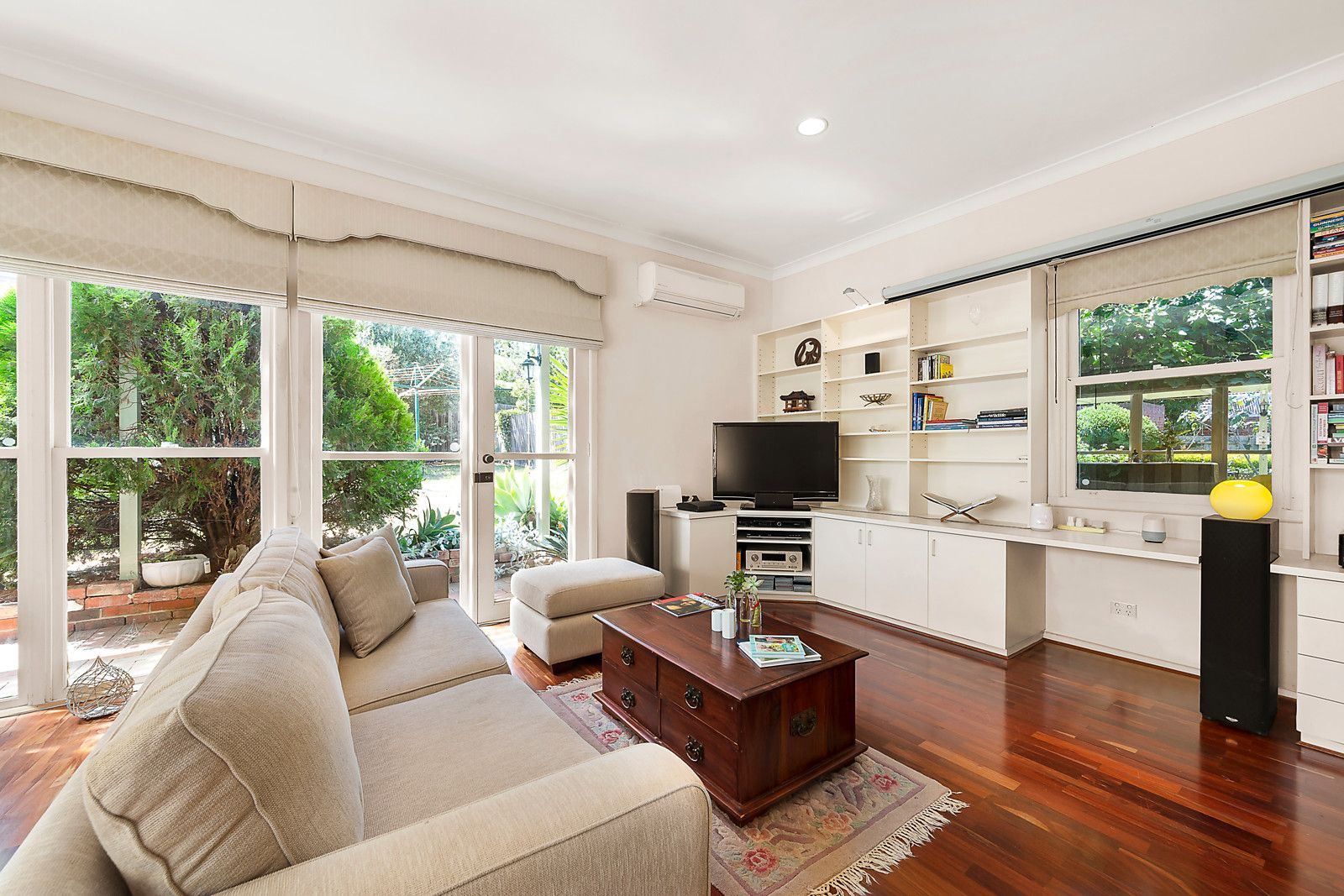 11 Lithgow Street, Glen Iris VIC 3146, Image 2