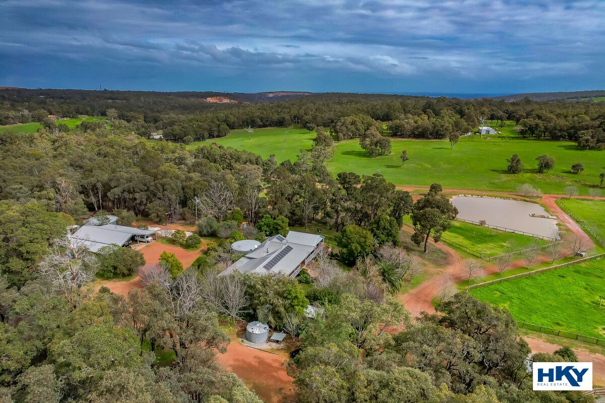 4 bedrooms House in 89 Burgess Road GIDGEGANNUP WA, 6083
