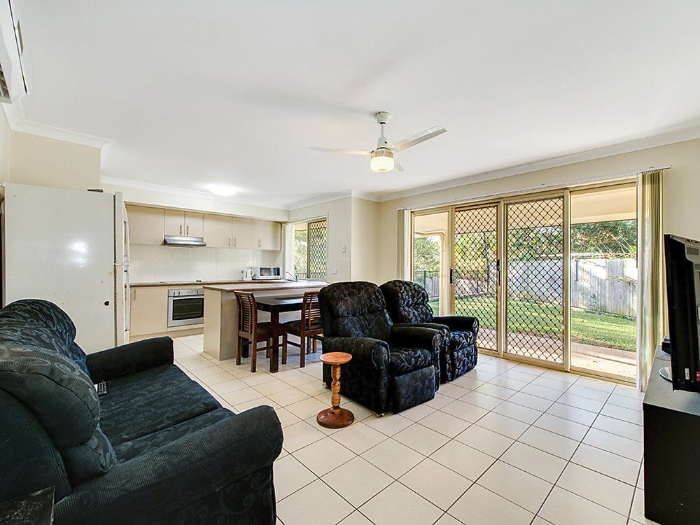 1&2/21 Adam Court, Kallangur QLD 4503, Image 2