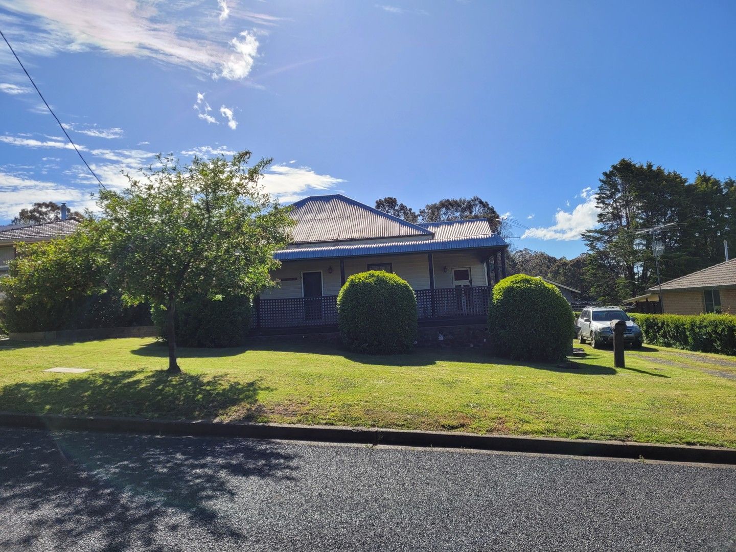 14s Towers Street, Walcha NSW 2354 Domain