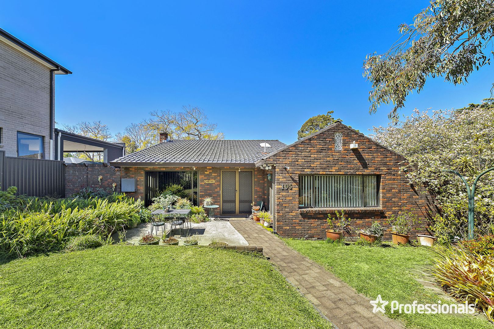 105 Ramsay Road, Picnic Point NSW 2213, Image 1