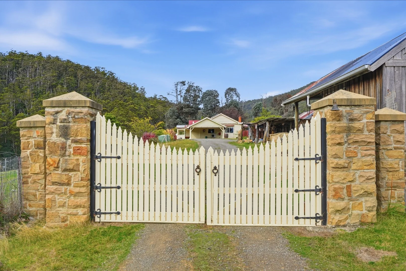 30 Gordons Road, Gardners Bay TAS 7112