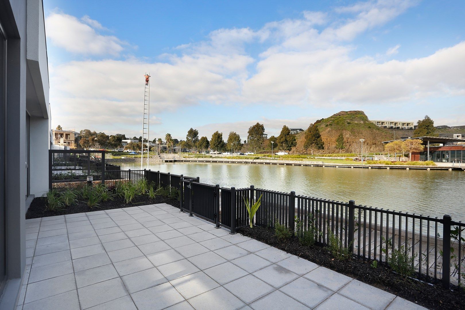 3 bedrooms Townhouse in 6 Boardwalk Place KEILOR EAST VIC, 3033