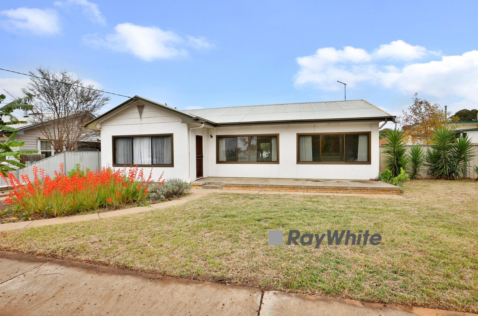 3 bedrooms House in 73 Ontario Avenue MILDURA VIC, 3500