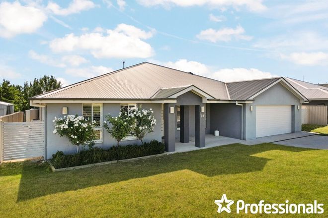 Picture of 39 Westbourne Drive, LLANARTH NSW 2795