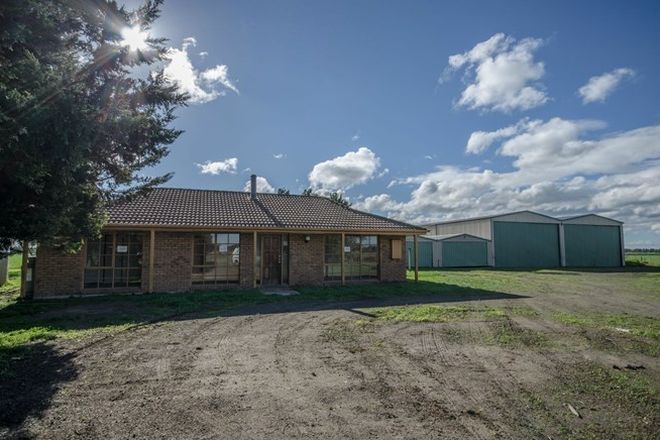 Picture of 35 Factory Road, YANNATHAN VIC 3981