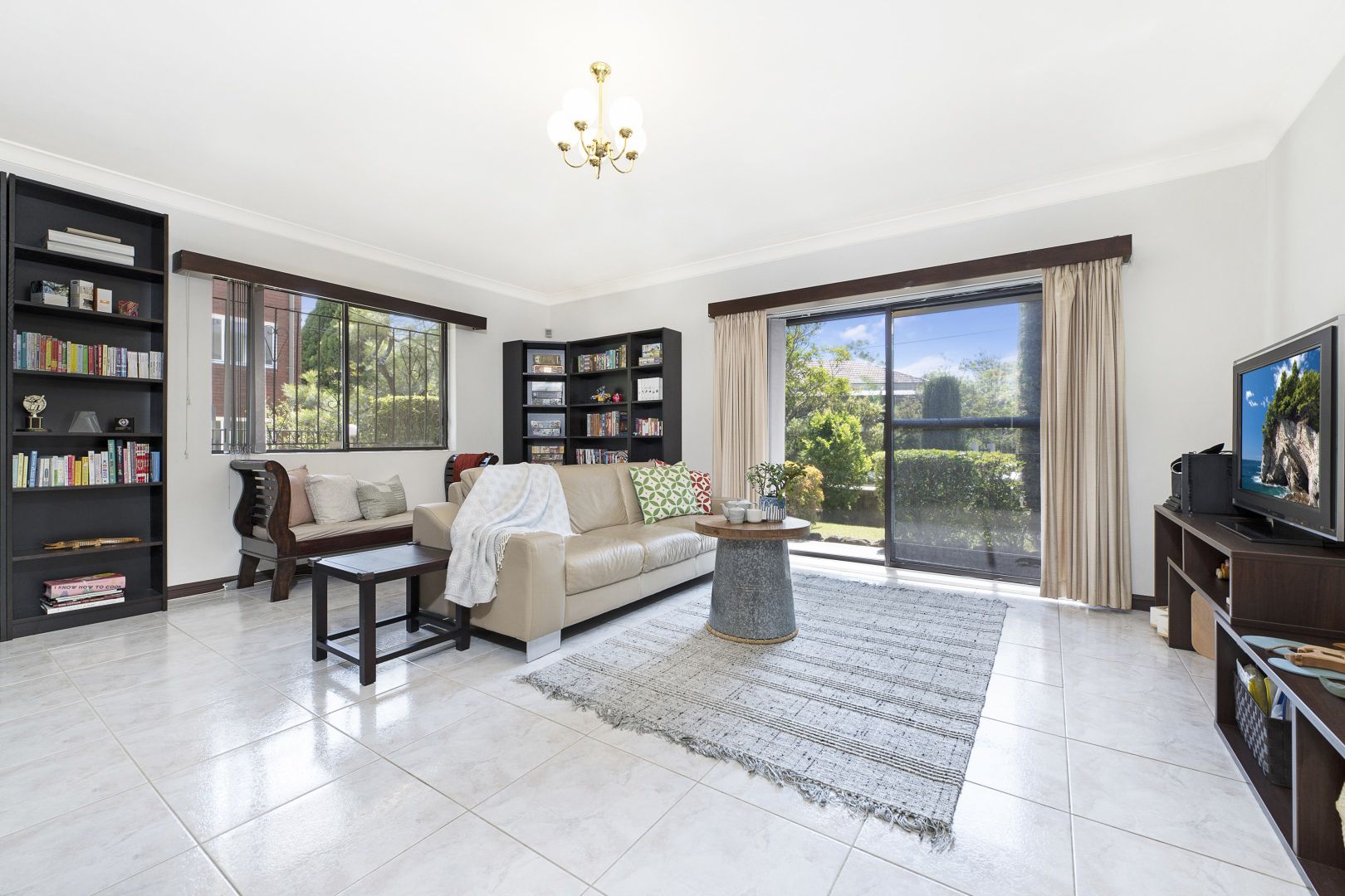 1/2 Chandos Street, Ashfield NSW 2131