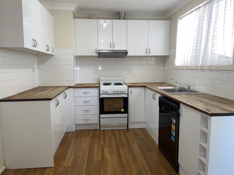 27 Merindah Avenue, Manilla NSW 2346 House For Rent 330 Domain