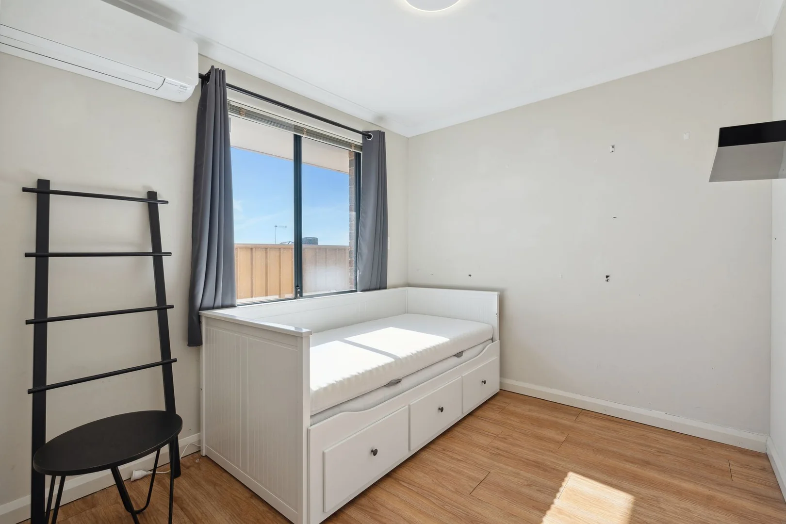 Additional image 5 of 132 Warrandyte Drive, Craigie WA 6025