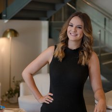 Jaysie Nielsen, Property manager