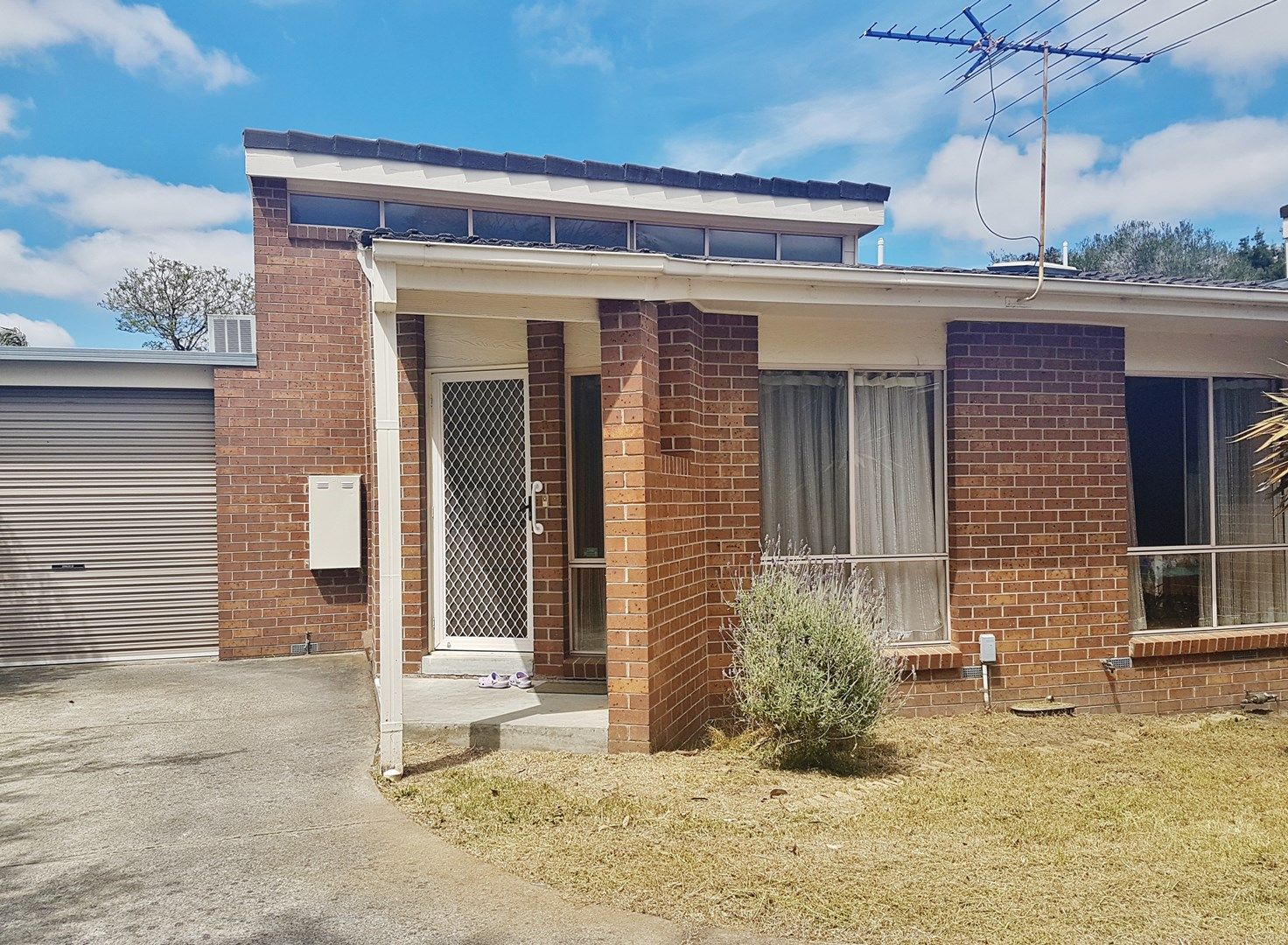 2 bedrooms Apartment / Unit / Flat in 3/24 Jolimont Road FOREST HILL VIC, 3131