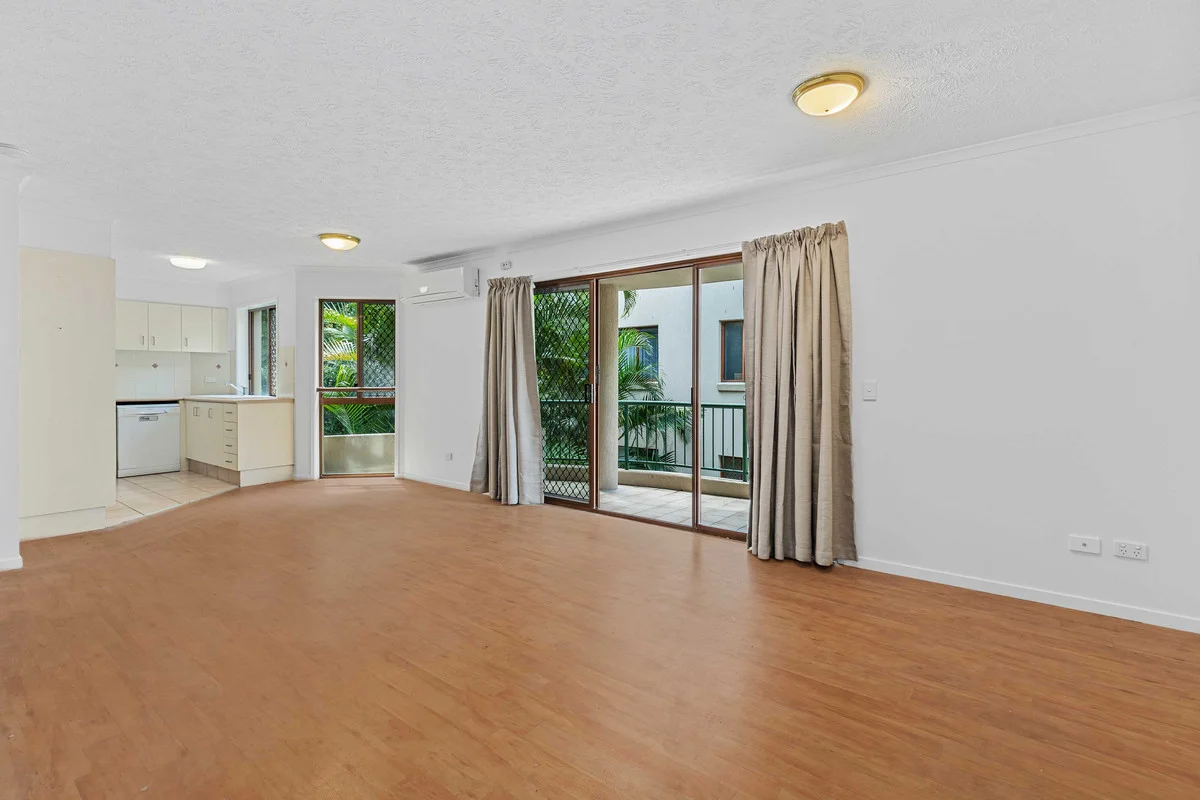 Additional image 3 of 4/1 Burrabee Street, Burleigh Heads QLD 4220