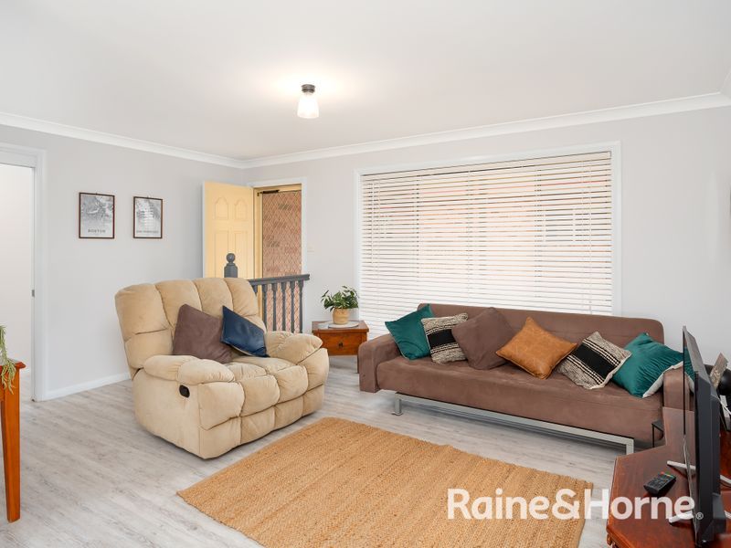 2/4 Dunn Avenue, Forest Hill NSW 2651, Image 2
